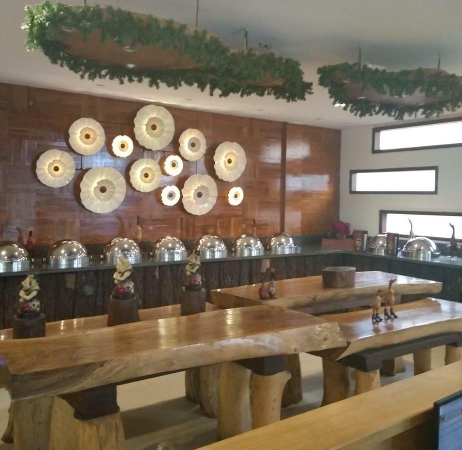 男爵英达酒店 Solo 外观 照片