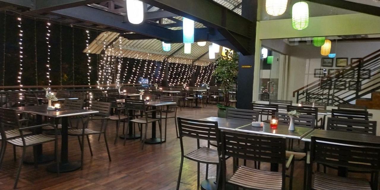 男爵英达酒店 Solo 外观 照片